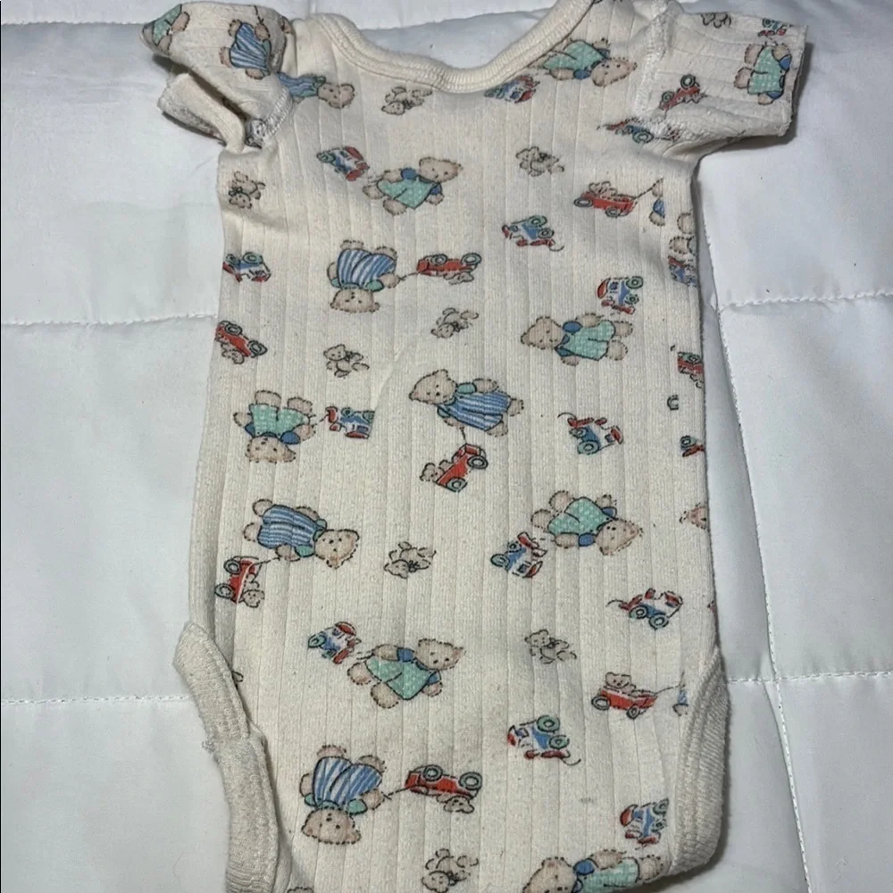 Vintage Dundee Cream Teddy Bear Print Infant Newborn Onesie One Piece